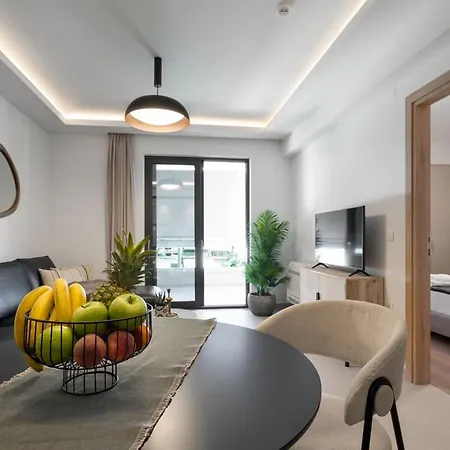Comfy Terrace And Parking 800m To Old Town And Chania (Crete)