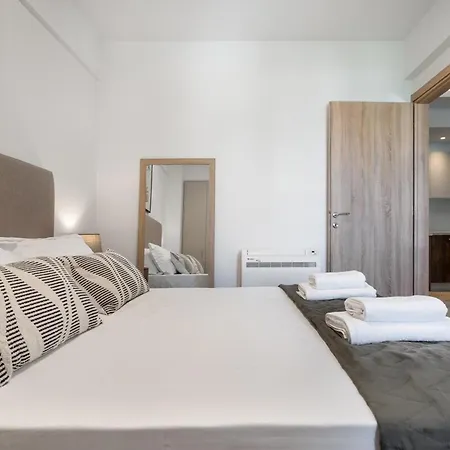 Comfy Terrace And Parking 800m To Old Town And Apartment